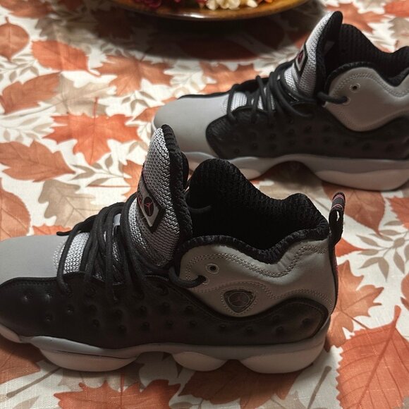 Nike Air Jordan Jumpman Team II GG 820276 007 Black/Pink/Gray Size 5.5Y - Picture 4 of 13